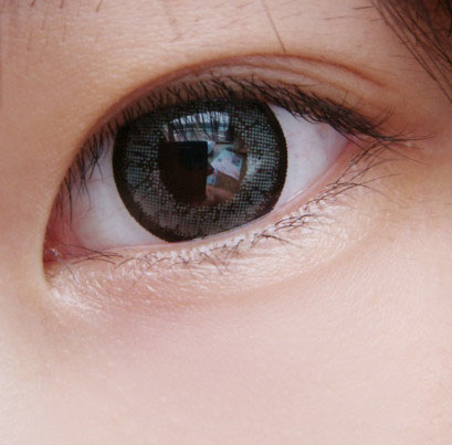 AG亚娱集团官方-胡杏儿姐夫发声明护家人:要攻击,请攻击我(图)(图4) AG亚娱集团官方