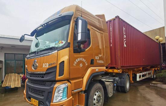 小S不谈父病情强颜欢笑录康熙 大S急返台(图)_AG亚娱集团官方(图4) AG亚娱集团