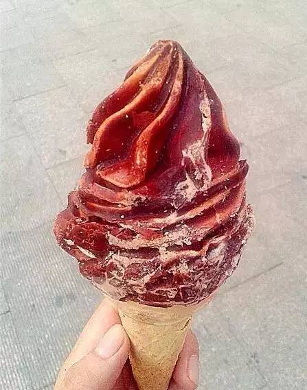 网友偶遇张柏芝晒合影赞其像个洋娃娃 溜冰照曝光:AG亚娱集团官方(图2) AG亚娱集团官方